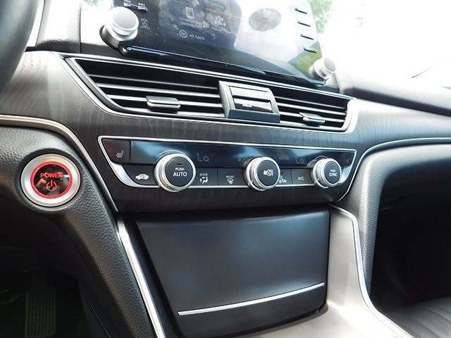 Honda Accord Hybrid Vehicle Image 21