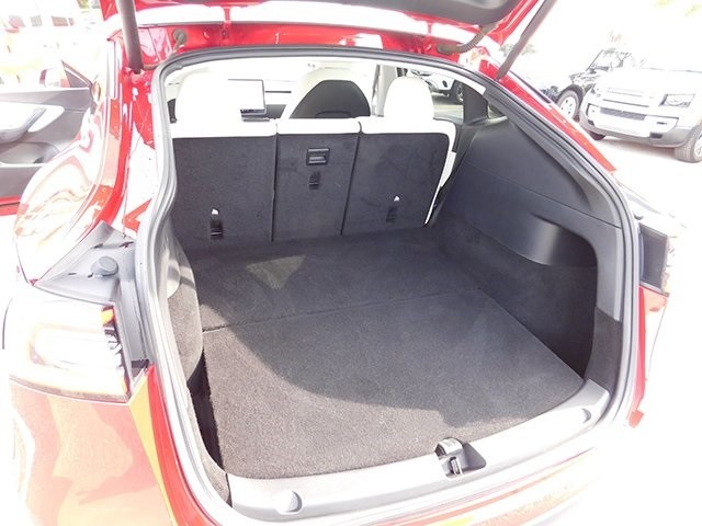 Tesla Model Y Vehicle Image 08