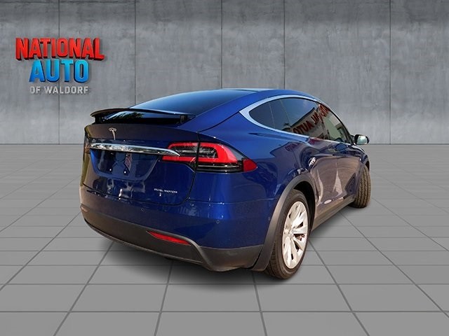 Tesla Model X Vehicle Image 06