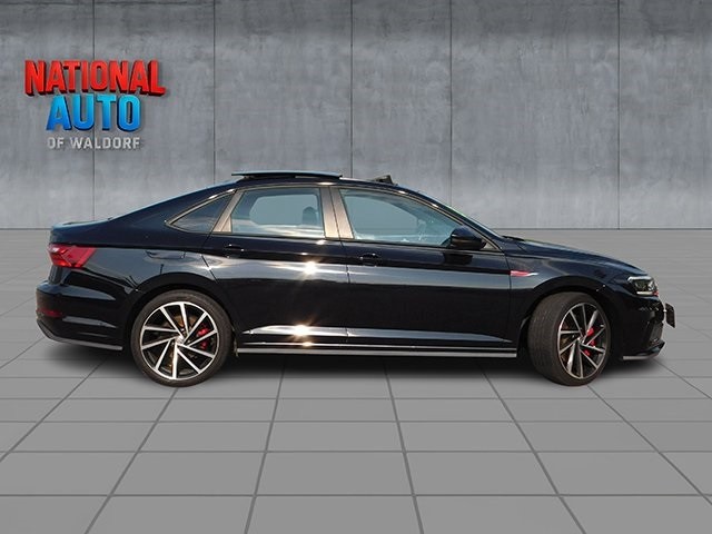 Volkswagen Jetta GLI Vehicle Image 04