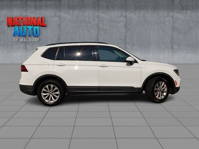 Volkswagen Tiguan Vehicle Image 02
