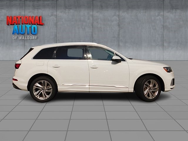 Audi Q7 Vehicle Image 04