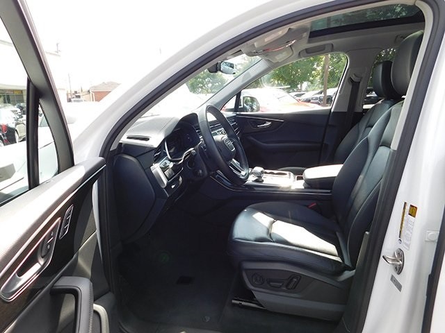 Audi Q7 Vehicle Image 17
