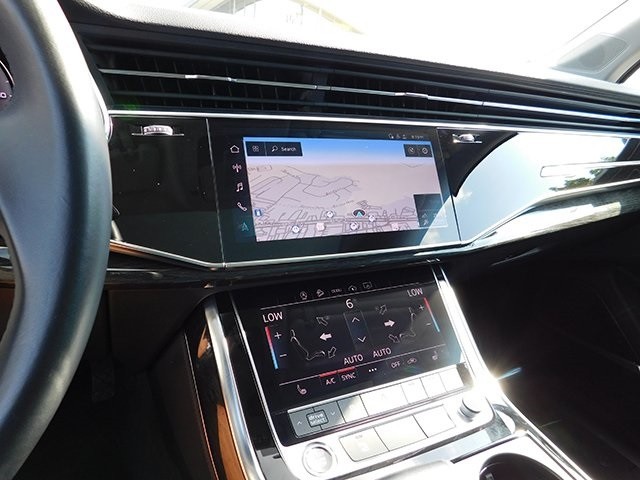 Audi Q7 Vehicle Image 20