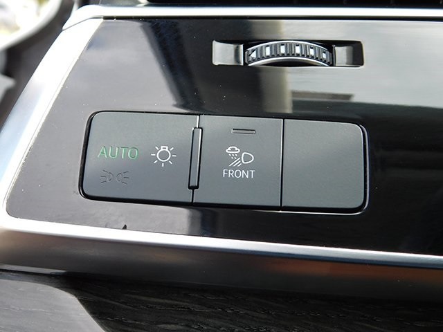 Audi Q7 Vehicle Image 28