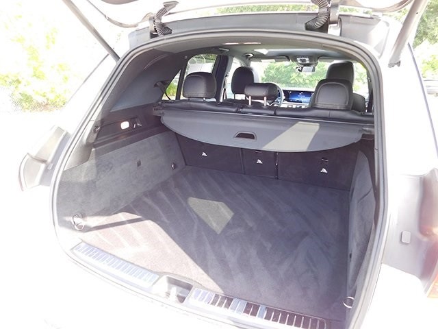 Mercedes-Benz GLE Vehicle Image 12