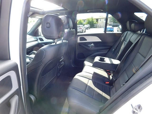 Mercedes-Benz GLE Vehicle Image 15