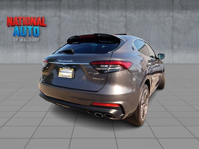 Maserati Levante Vehicle Image 05