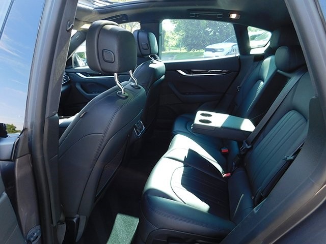 Maserati Levante Vehicle Image 11