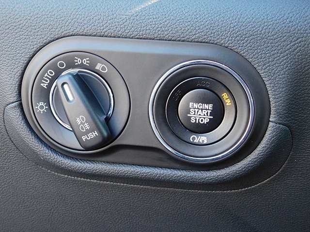 Maserati Levante Vehicle Image 26