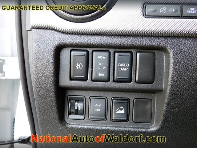 Nissan Titan Vehicle Image 29