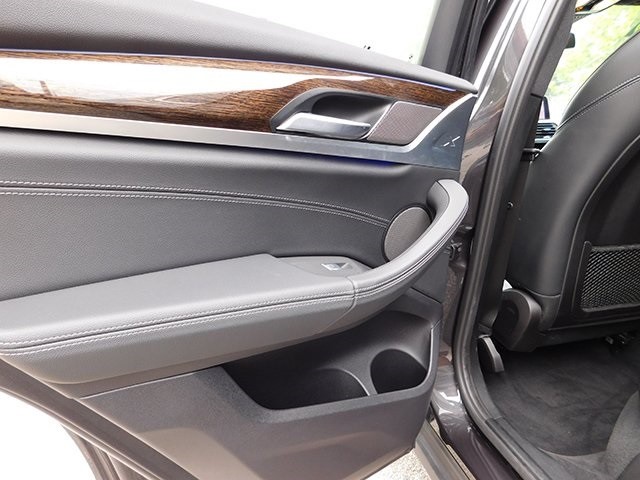 BMW X4 Vehicle Image 10