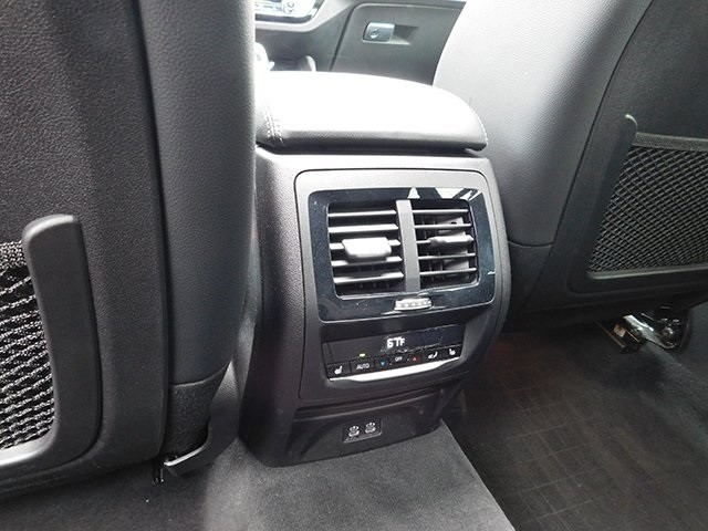 BMW X4 Vehicle Image 12