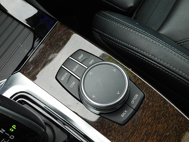 BMW X4 Vehicle Image 24
