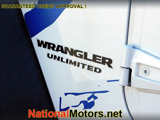 Jeep Wrangler Unlimited Vehicle Image 15