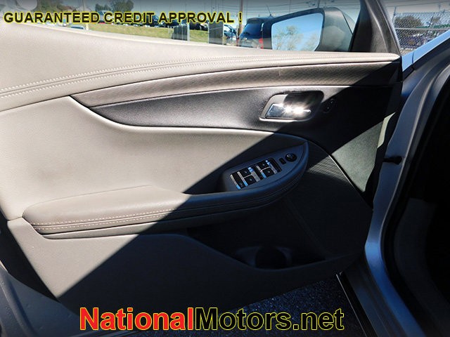 Chevrolet Impala Vehicle Image 09