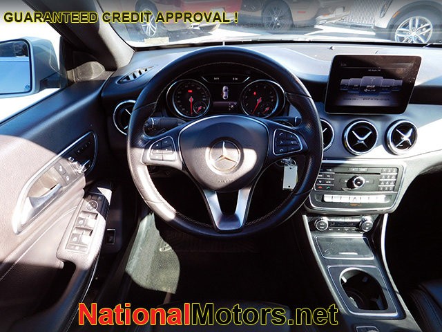 Mercedes-Benz CLA Vehicle Image 14