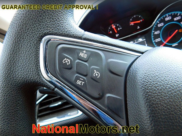 Chevrolet Cruze Vehicle Image 20