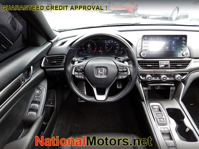 Honda Accord Sedan Vehicle Image 12