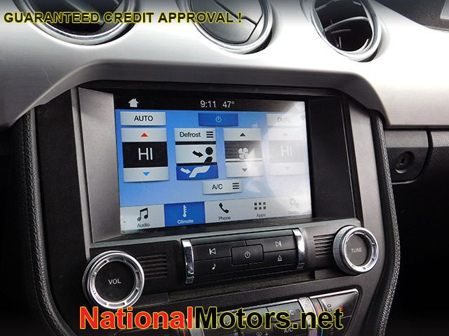Ford Mustang Vehicle Image 12