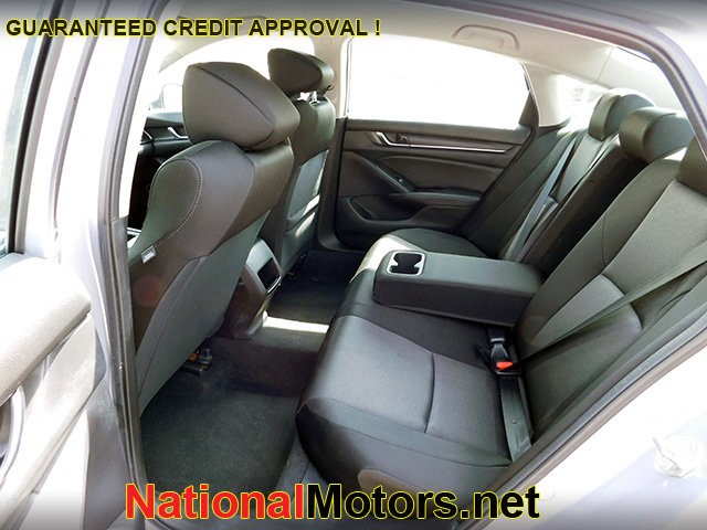 Honda Accord Sedan Vehicle Image 09