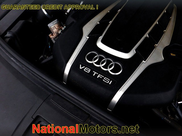 Audi A8 L Vehicle Image 29