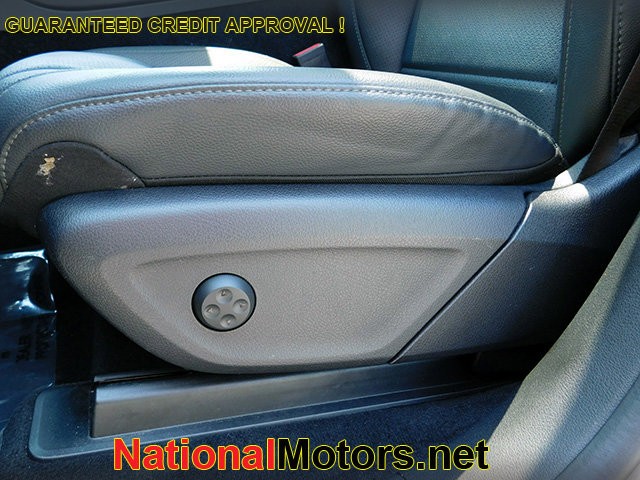 Mercedes-Benz GLS Vehicle Image 21