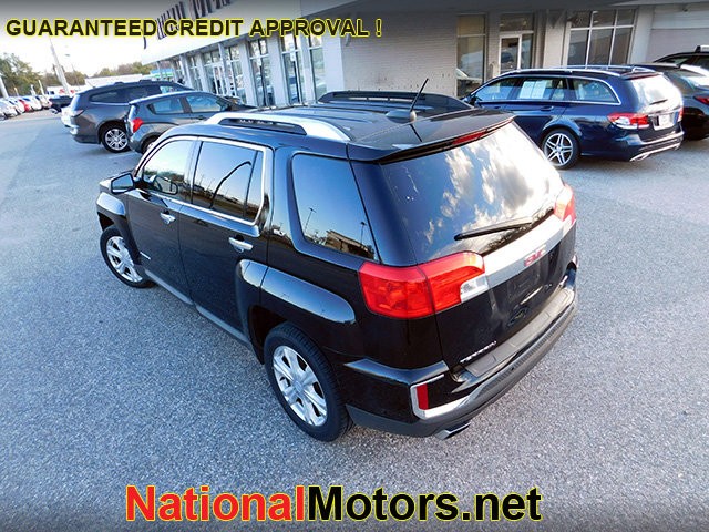 GMC Terrain Vehicle Image 05