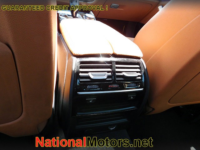 BMW 5 Series Vehicle Image 12