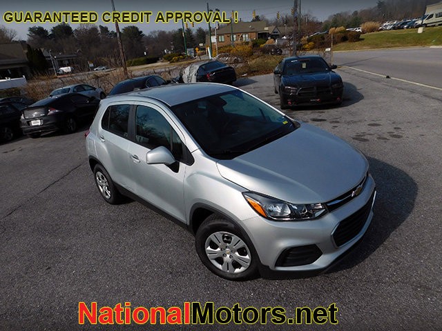 Chevrolet Trax Vehicle Image 02