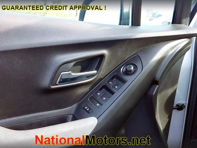Chevrolet Trax Vehicle Image 11