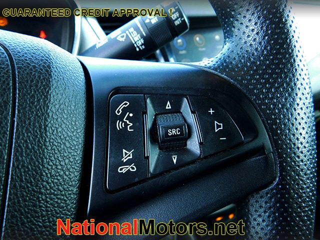 Chevrolet Trax Vehicle Image 18