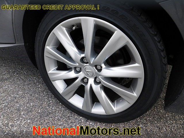 Lexus IS 250 Vehicle Image 09