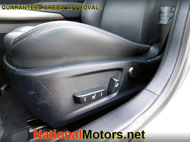 Lexus IS 250 Vehicle Image 17