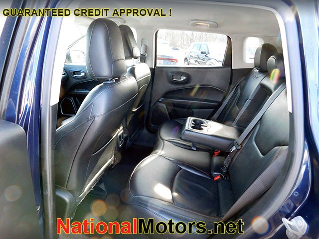 Jeep Compass Vehicle Image 11