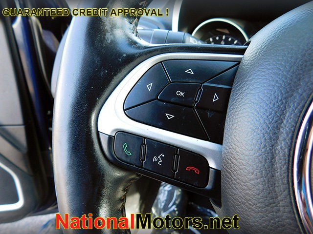 Jeep Compass Vehicle Image 23