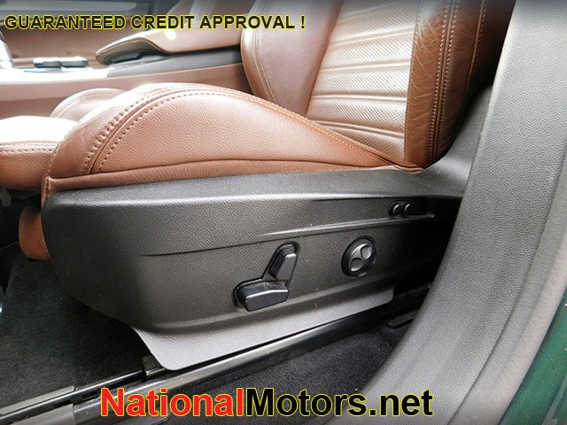Alfa Romeo Stelvio Vehicle Image 17