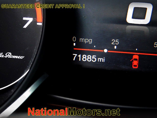 Alfa Romeo Stelvio Vehicle Image 25