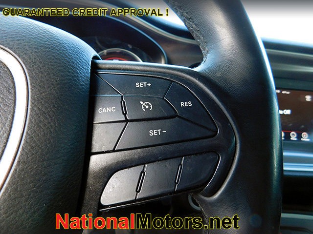 Dodge Challenger Vehicle Image 15