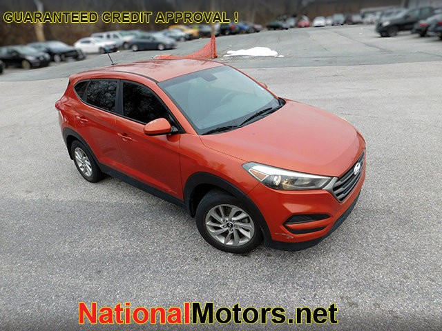 Hyundai Tucson Vehicle Image 02