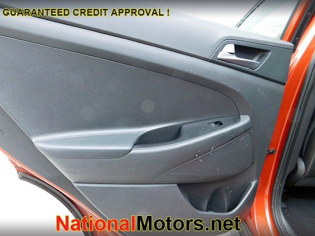 Hyundai Tucson Vehicle Image 07