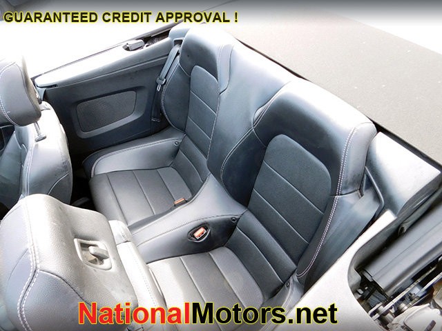 Ford Mustang Vehicle Image 07