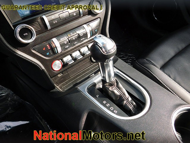 Ford Mustang Vehicle Image 14