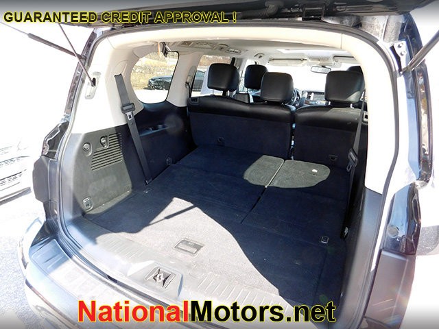 Nissan Armada Vehicle Image 07