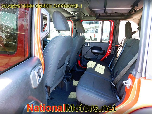 Jeep Wrangler Unlimited Vehicle Image 12