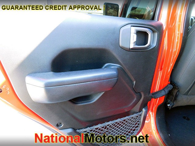 Jeep Wrangler Unlimited Vehicle Image 13