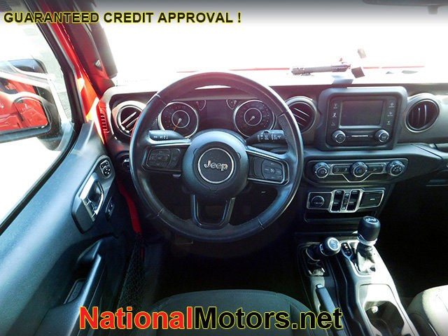 Jeep Wrangler Unlimited Vehicle Image 15