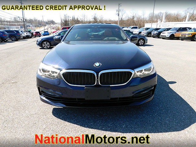 BMW 5 Series Vehicle Image 03