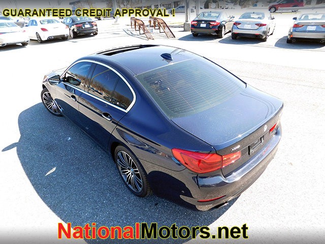 BMW 5 Series Vehicle Image 06