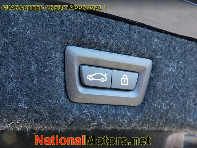 BMW 5 Series Vehicle Image 10